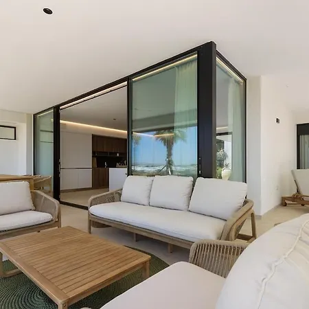 Lejlighed Four Bedroom, Sea View At Hills Estepona