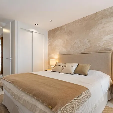 Lejlighed Four Bedroom, Sea View At Hills