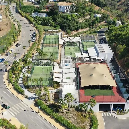 Four Bedroom, Sea View At Hills *