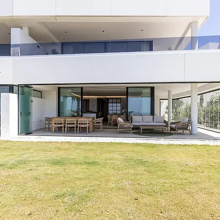 Four Bedroom, Sea View At Hills