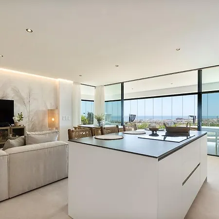 Four Bedroom, Sea View At Hills