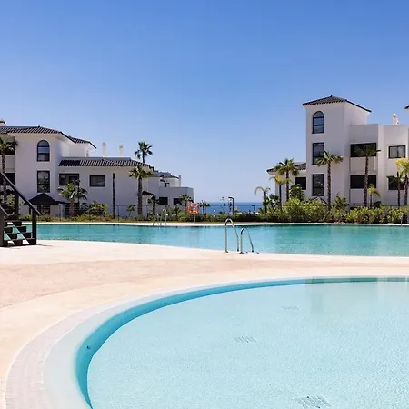 Lejlighed Four Bedroom, Sea View At Hills Estepona